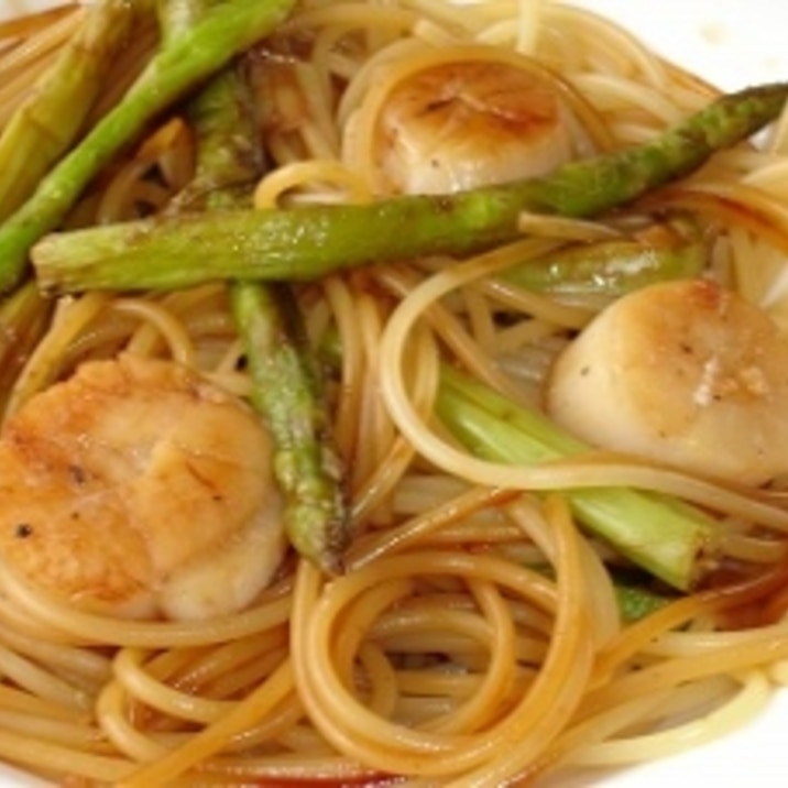 にんにくたっぷり ホタテとアスパラのパスタ レシピ 作り方 By ティーカップ 楽天レシピ